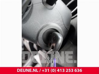 Opel Vivaro Vivaro, Van, 2014 / 2019 1.6 CDTI BiTurbo 140 picture 31