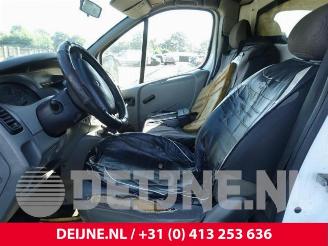 Renault Trafic Trafic New (FL), Van, 2001 / 2014 1.9 dCi 100 16V picture 16