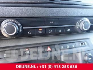 Peugeot Expert Expert (VA/VB/VE/VF/VY), Van, 2016 2.0 Blue HDi 120 16V picture 32