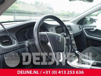 Volvo V-60 V60 I (FW/GW), Combi, 2010 / 2018 2.0 D3 16V picture 21
