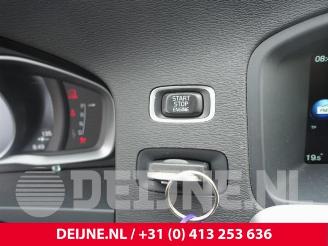 Volvo V-60 V60 I (FW/GW), Combi, 2010 / 2018 2.0 D3 16V picture 33