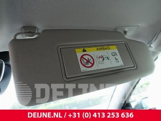 Volvo V-60 V60 I (FW/GW), Combi, 2010 / 2018 2.0 D3 16V picture 28