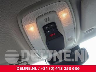 Volvo V-60 V60 I (FW/GW), Combi, 2010 / 2018 2.0 D3 16V picture 27