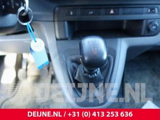 Peugeot Expert Expert (VA/VB/VE/VF/VY), Van, 2016 2.0 Blue HDi 120 16V picture 33
