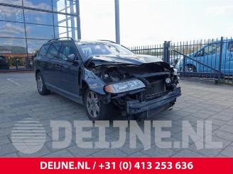 Unfallwagen Volvo V-70 V70 (BW), Combi, 2007 / 2016 2.4 D 20V 2010/1