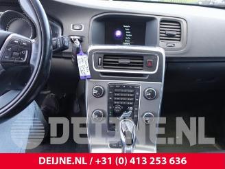 Volvo V-60 V60 I (FW/GW), Combi, 2010 / 2018 2.4 D6 20V Plug-in Hybrid AWD picture 28