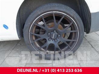 Volkswagen Caddy Caddy III (2KA,2KH,2CA,2CH), Van, 2004 / 2015 2.0 SDI picture 32