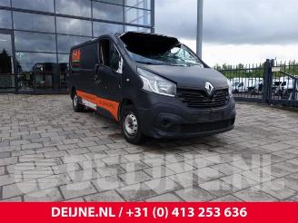 Vrakbiler auto Renault Trafic Trafic (1FL/2FL/3FL/4FL), Van, 2014 1.6 dCi 115 2015/11