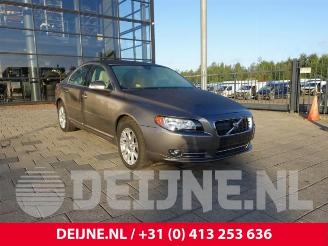 Vaurioauto  passenger cars Volvo S-80 S80 (AR/AS), Sedan, 2006 / 2016 2.5 T Turbo 20V 2006/11