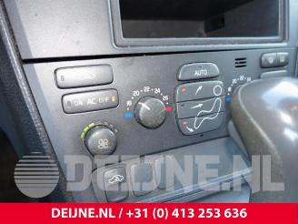 Volvo V-70 V70 (SW), Combi, 1999 / 2008 2.4 20V 170 picture 30