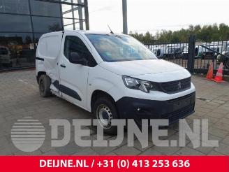 Salvage car Peugeot Partner Partner (EA//EF/EN/EU), Van, 2018 1.5 BlueHDi 100 2020/10