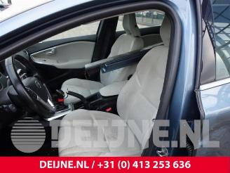 Volvo V-40 V40 (MV), Hatchback 5-drs, 2012 / 2019 1.6 D2 picture 20