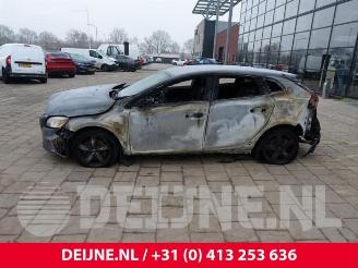Volvo V-40 V40 (MV), Hatchback 5-drs, 2012 / 2019 1.5 T2 16V Geartronic picture 4