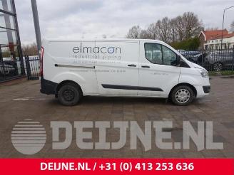 Ford Transit  picture 8