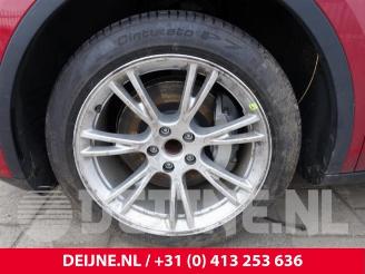 Tesla Model Y Model Y (5YJY), SUV, 2019 / 2025 RWD picture 10