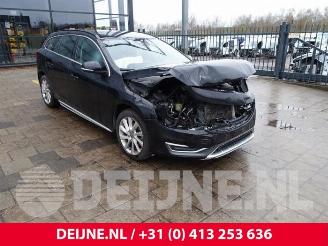 Sloopauto Volvo V-60 V60 I (FW/GW), Combi, 2010 / 2018 1.6 T3 16V 2014/3
