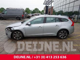Volvo V-60 V60 I (FW/GW), Combi, 2010 / 2018 1.6 DRIVe picture 4