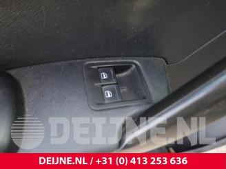 Volkswagen Caddy Caddy IV, Van, 2015 2.0 TDI 102 picture 18