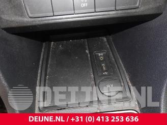 Volkswagen Caddy Caddy IV, Van, 2015 1.2 TSI picture 28
