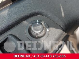 Opel Vivaro Vivaro, Van, 2014 / 2019 1.6 CDTI BiTurbo 140 picture 19