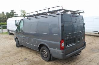 Ford Transit  picture 5