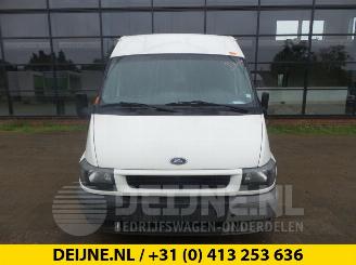 Ford Transit  picture 8