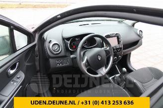 Renault Clio  picture 9