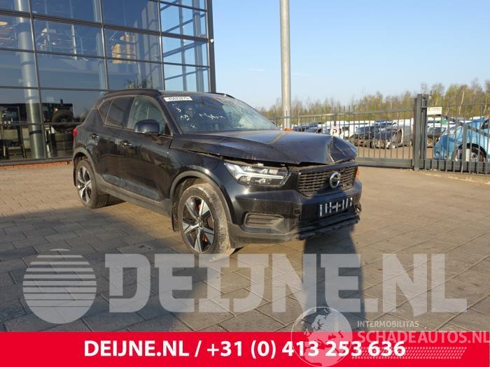 Volvo XC40 XC40 (XZ), SUV, 2017 1.5 T4 Plug-in Hybrid 12V