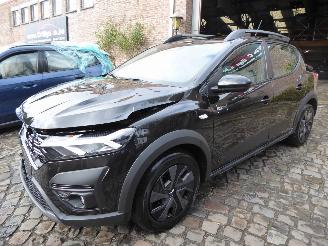 damaged passenger cars Dacia Sandero III Stepway Expression 2024/12