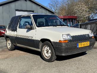 Renault 5 1.1 SL picture 3