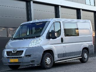 begagnad bil bedrijf Peugeot Boxer 2.2HDI Airco DC 7-PERS 2007/4