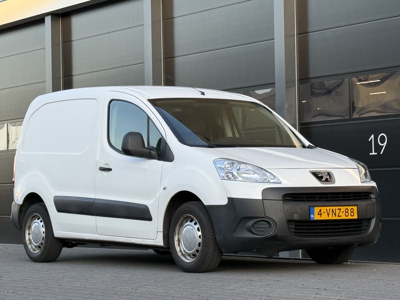 Peugeot Partner