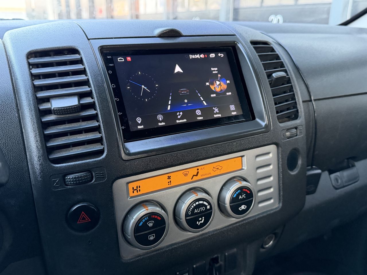 Nissan Navara