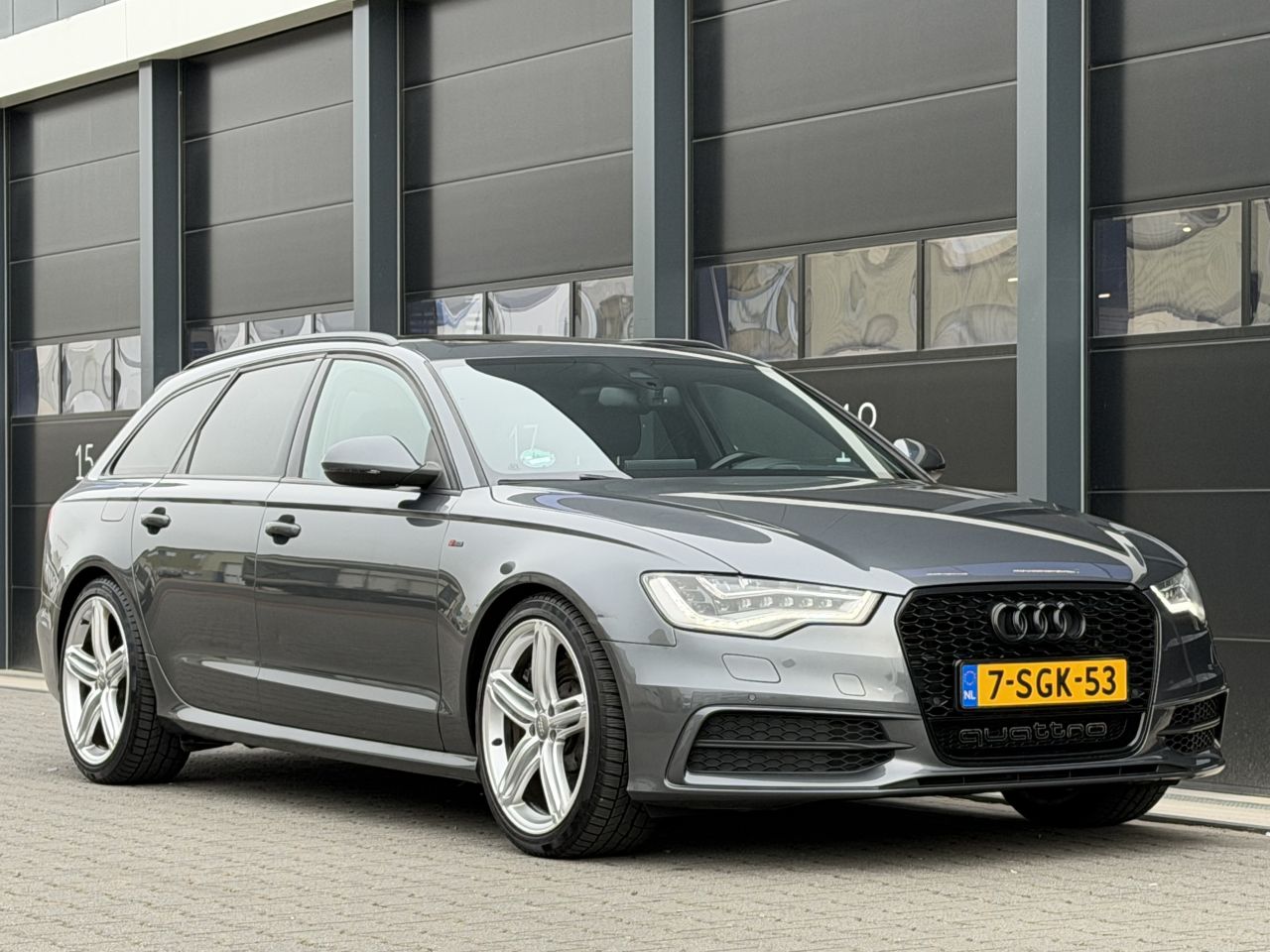 Audi A6 avant