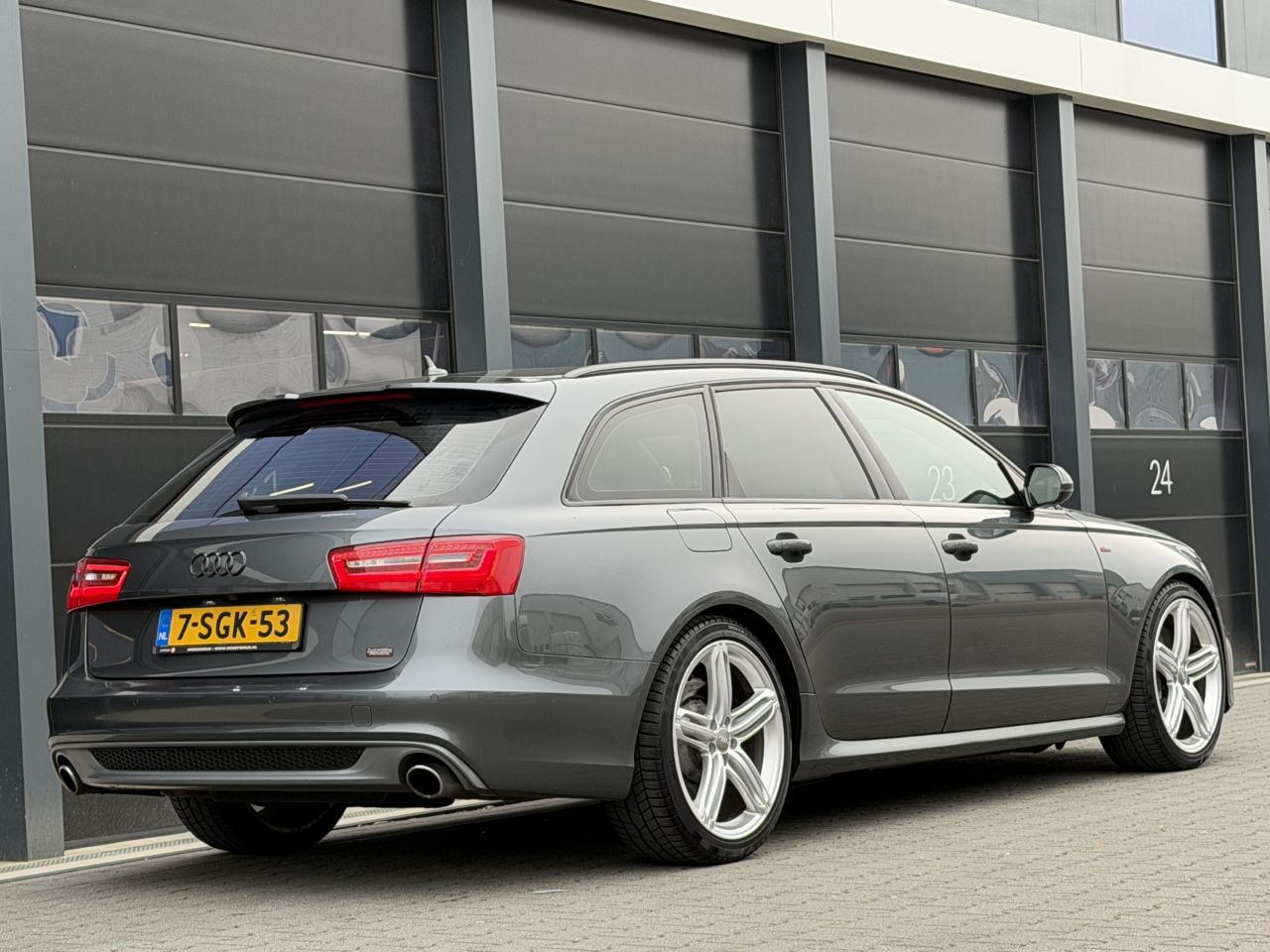 Audi A6 avant