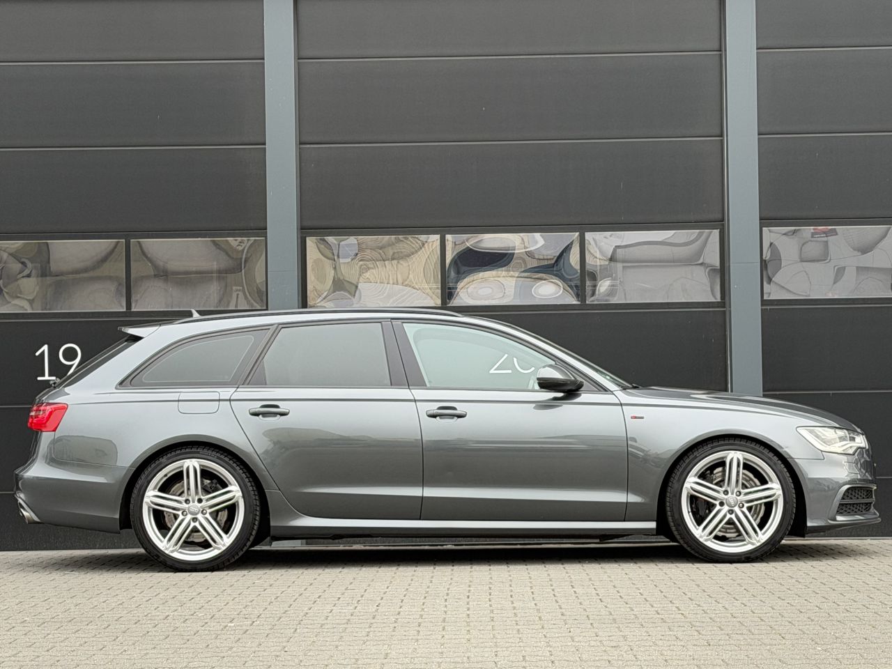 Audi A6 avant