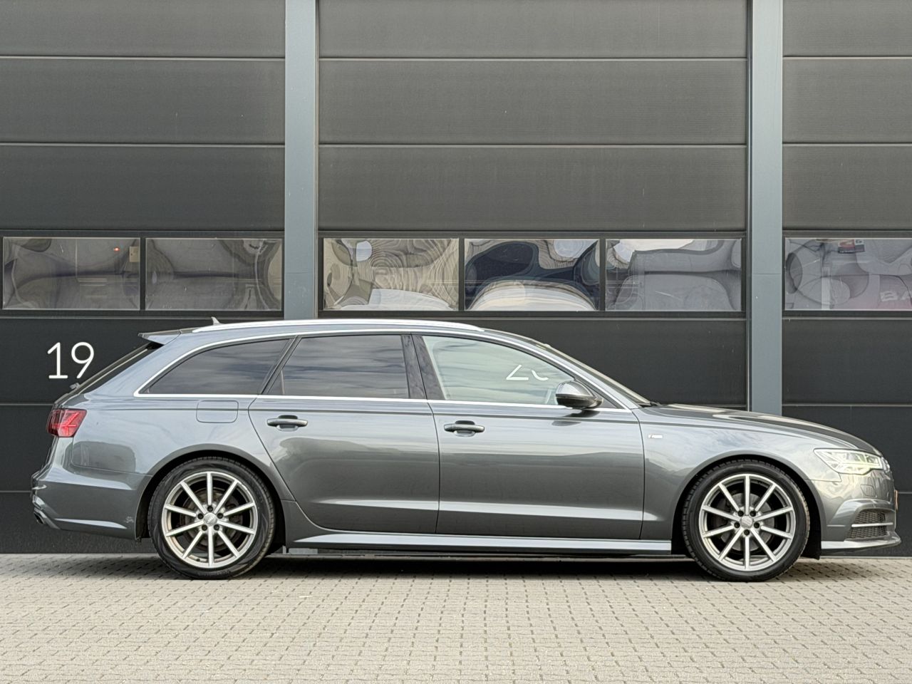 Audi A6 avant