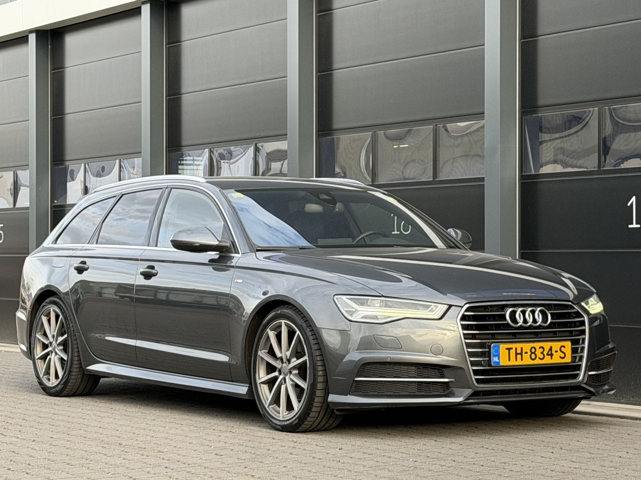 Audi A6 avant