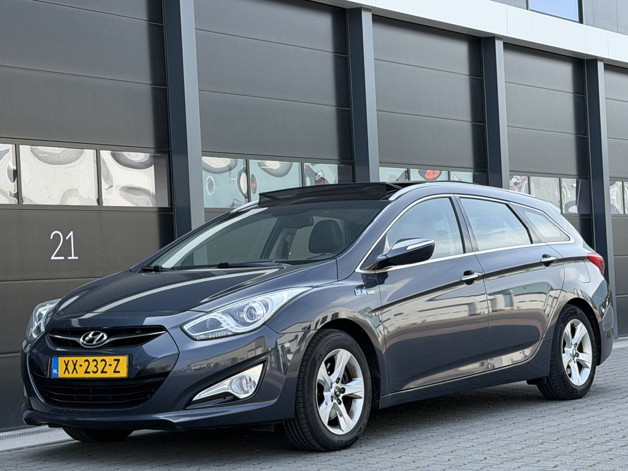 Hyundai I-40