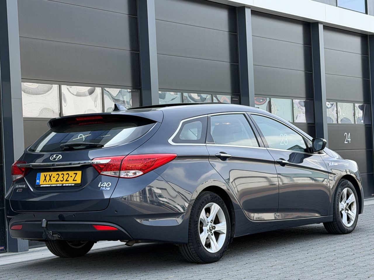 Hyundai I-40