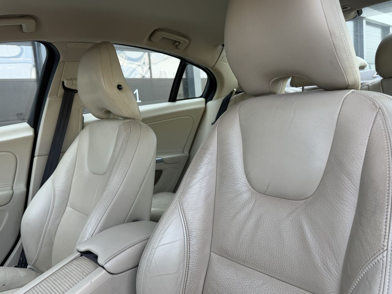 Volvo S-60