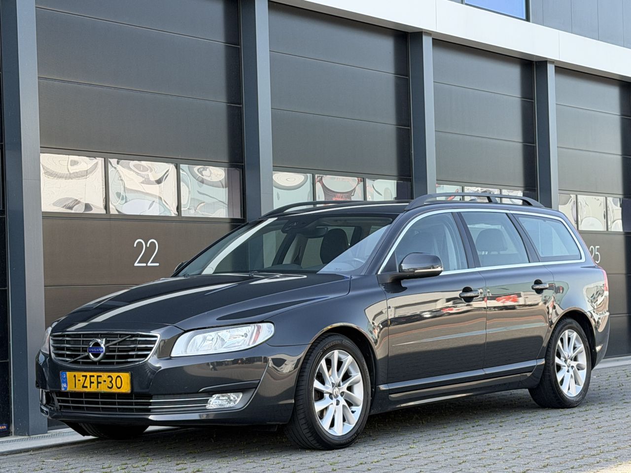 Volvo V-70