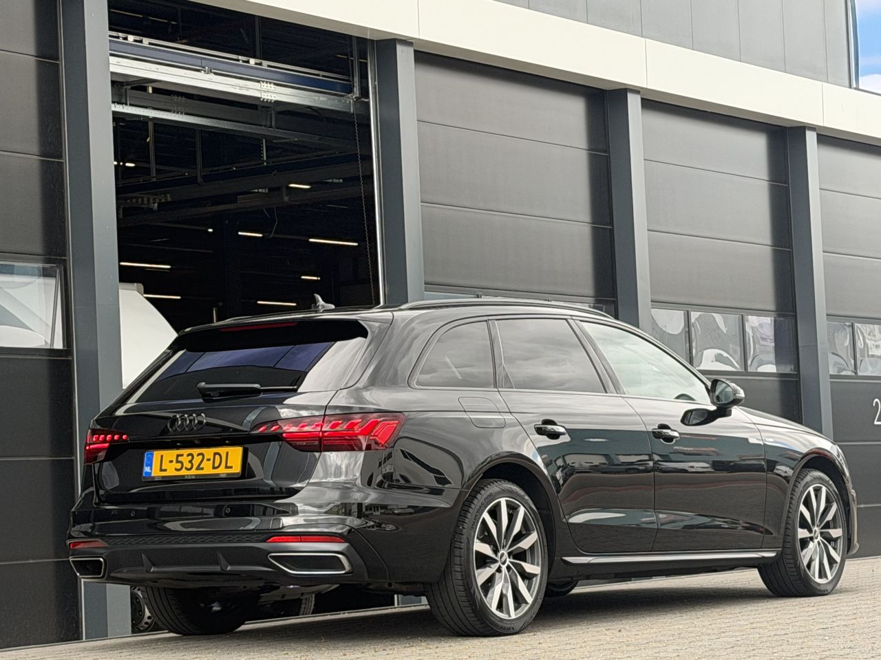 Audi A4 Avant