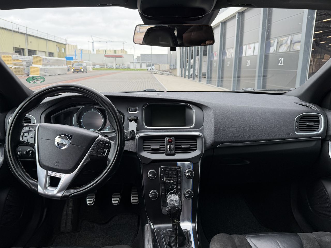 Volvo V-40