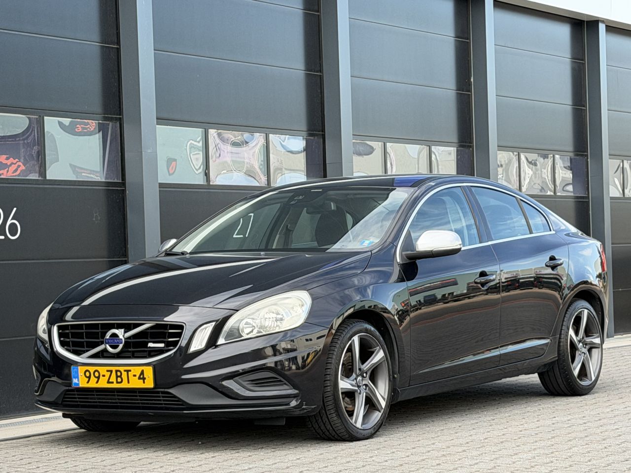 Volvo S-60