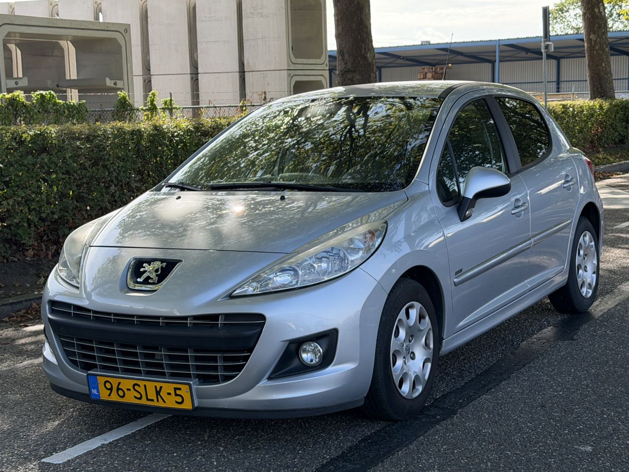 Peugeot 207