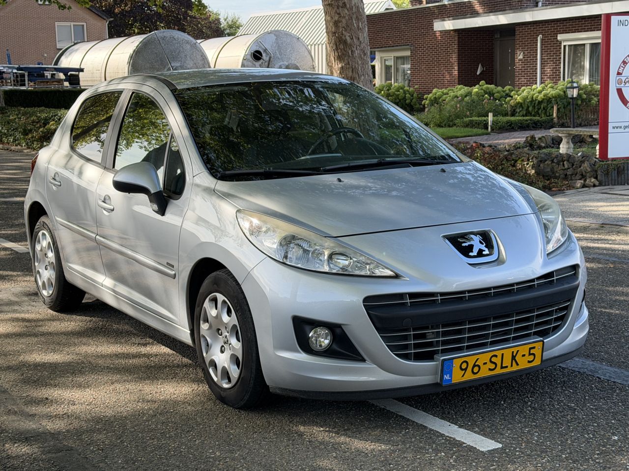 Peugeot 207