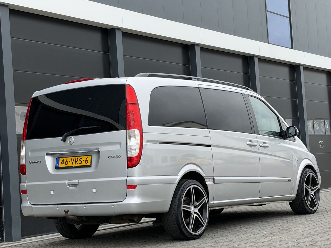 Mercedes Viano