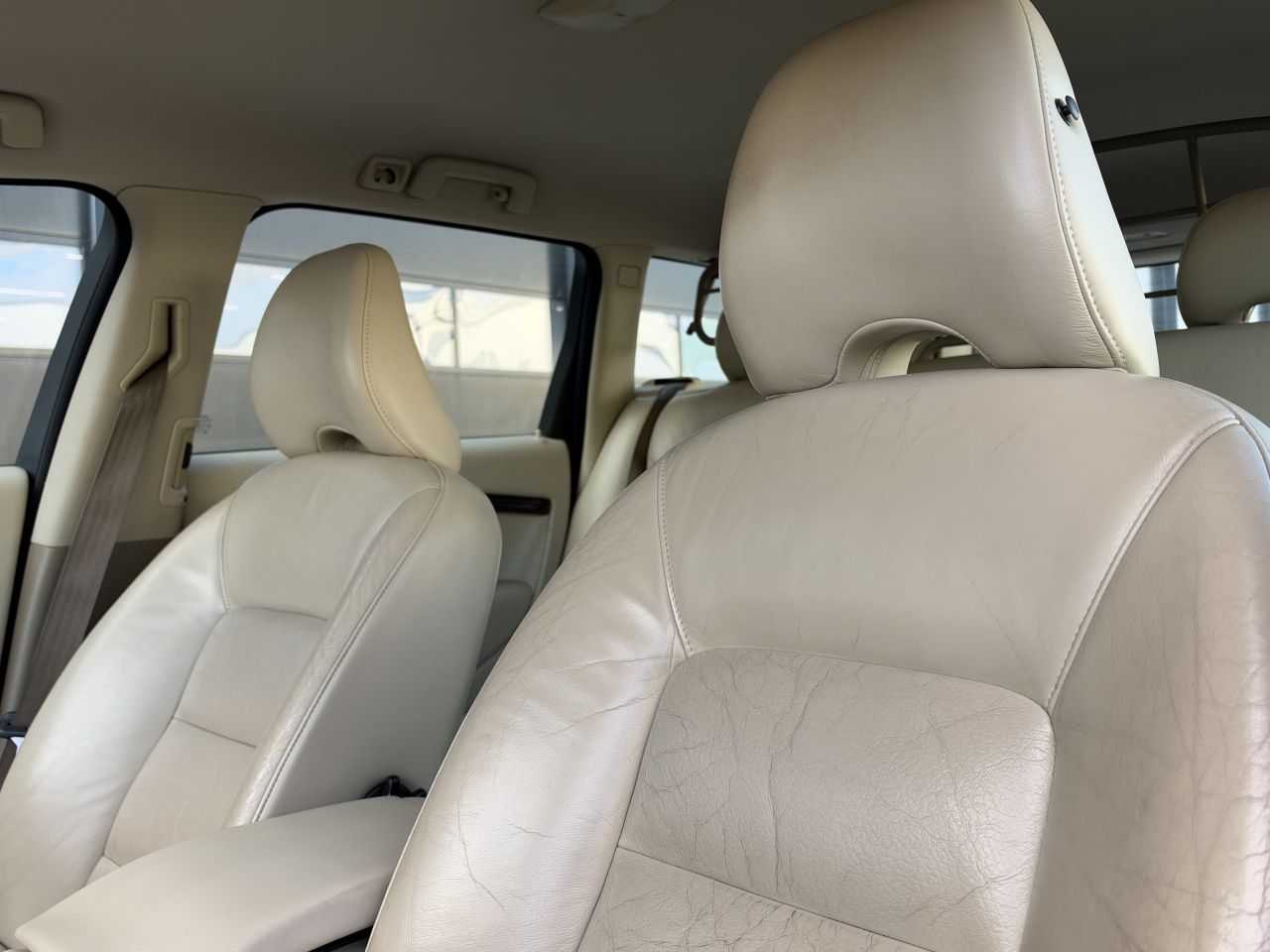 Volvo V-70