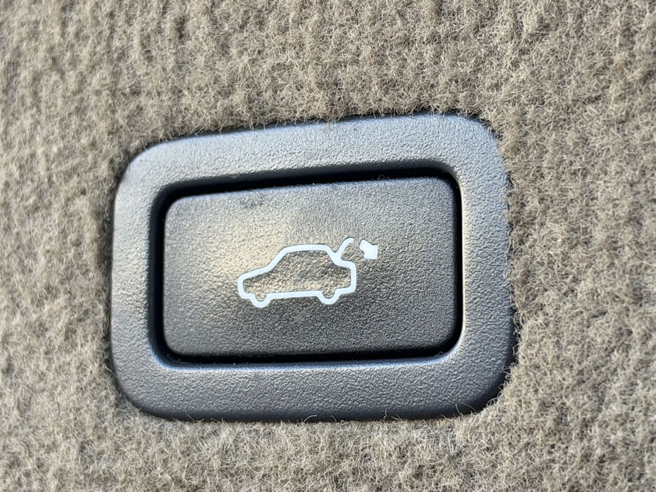 Volvo V-70